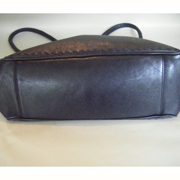 Black Leather Max Studio Shoulder Purse - Picture 7 of 10